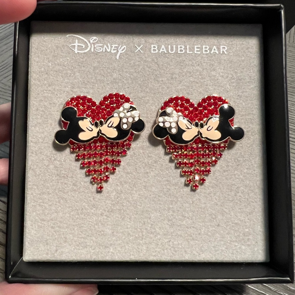 BAUBLEBAR Disney Mini Mouse Earrings New in Box Hearts